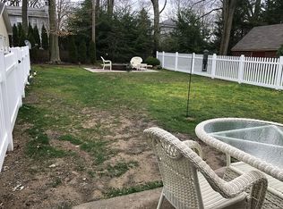 420 W Washington Blvd, Grove City, PA 16127