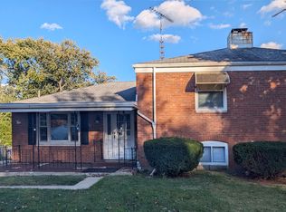 1710 N Raynor Ave, Crest Hill, IL 60403