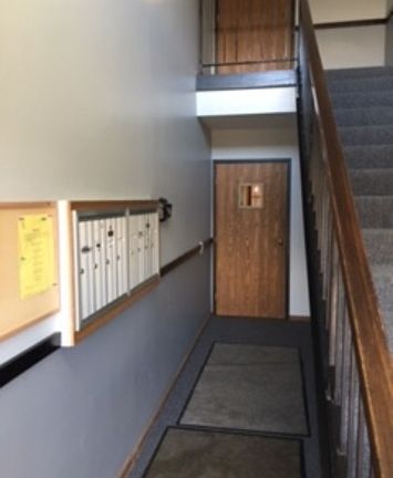 4th image of 1409 N Sterling Ave Unit 103