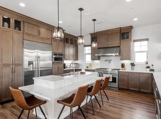 926 Fairing Pl, El Segundo, CA 90245