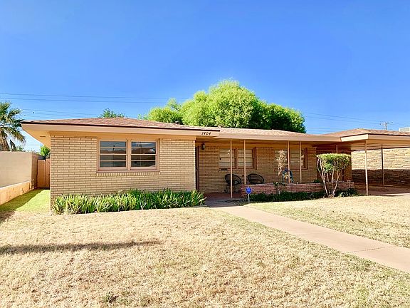 2nd image of 1404 Parker Dr