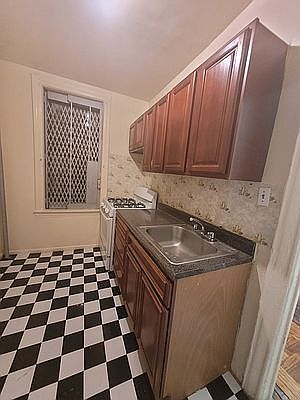 5th image of 1543 Nostrand Ave #2K
