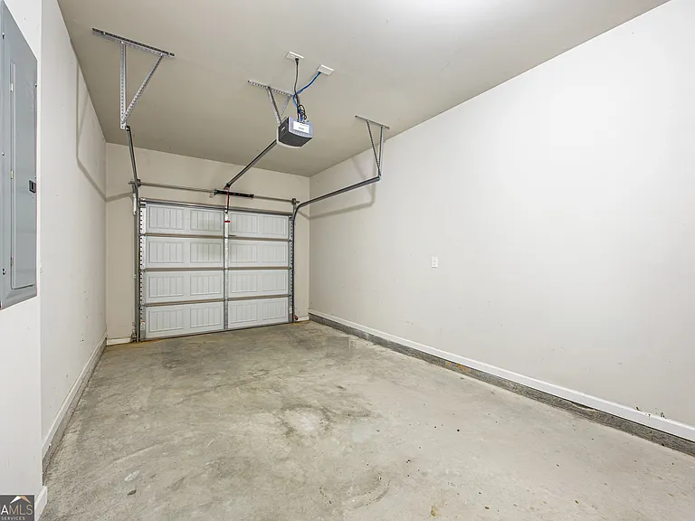4497 Ravenwood Dr — Photo 21