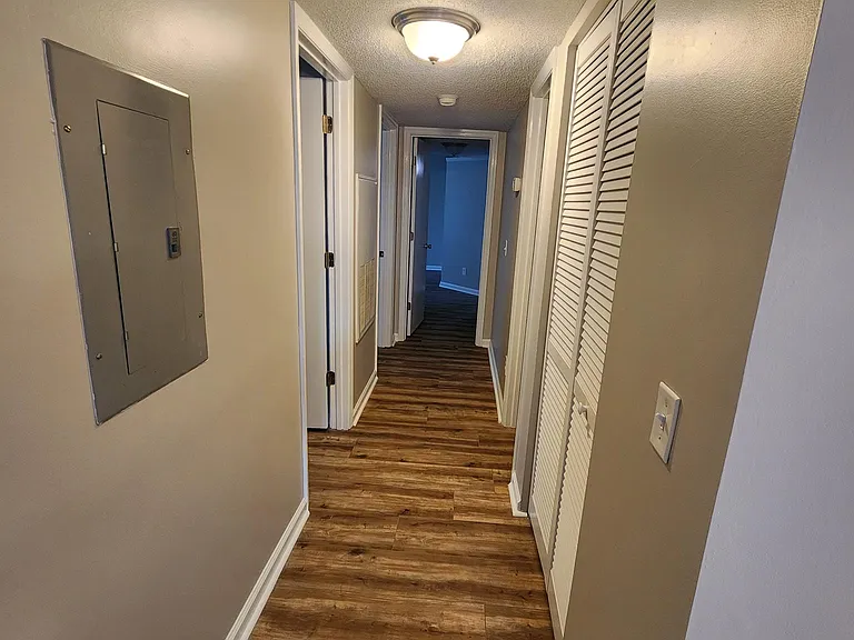 8549 Hopkins Cir #H — Photo 11
