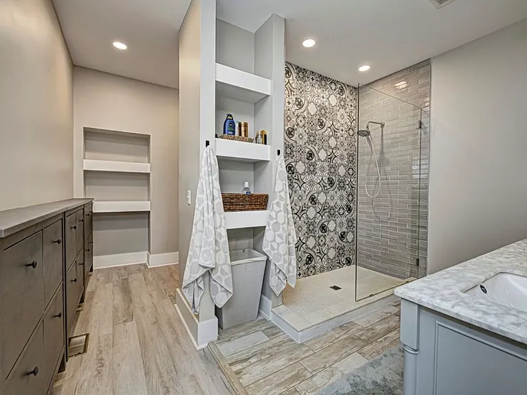 Master Bath