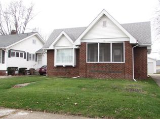 932 Garfield Pl, Danville, IL 61832