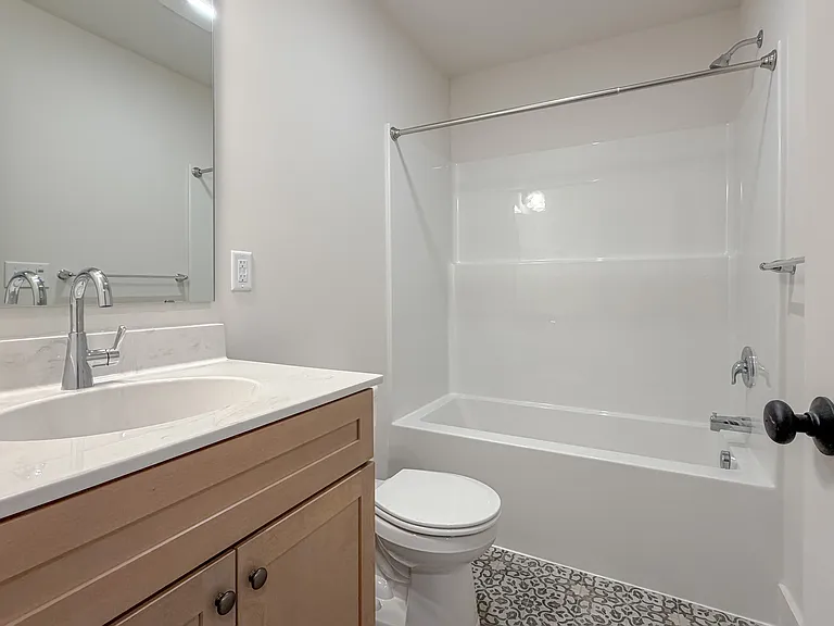 271 Locust St — Photo 27