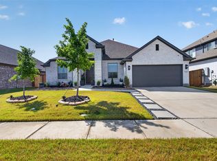 1121 Alaska Dr, Forney, TX 75126