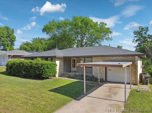 4721 Dartmouth Dr, Bartlesville, OK 74006