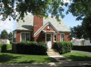 239 E 25th St, Chicago, IL 60411