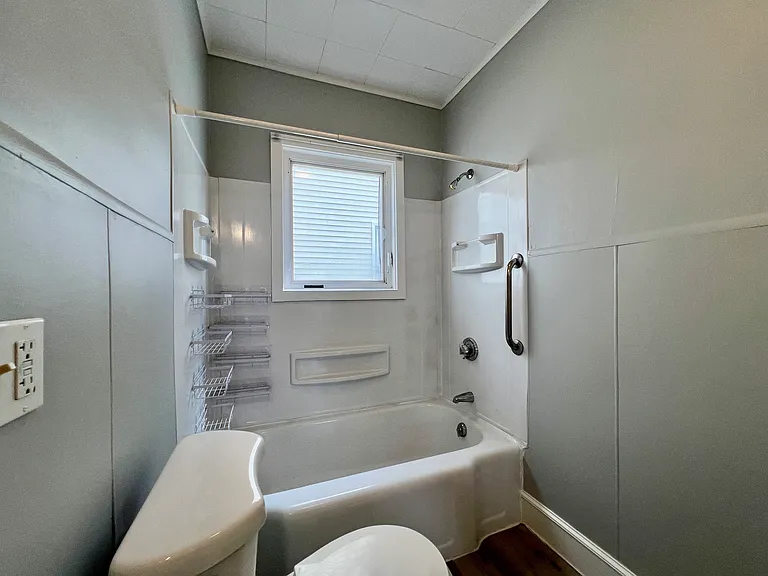 833 Main St #2F — Photo 10