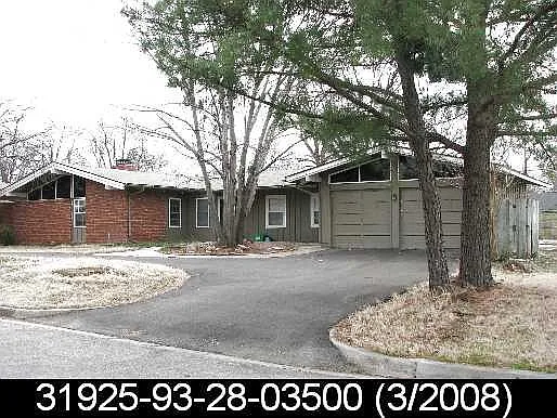 5 bed, 2219 sqft, $1,775 — Photo 1