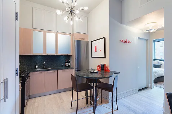 Sold by Nest Seekers International | media 2