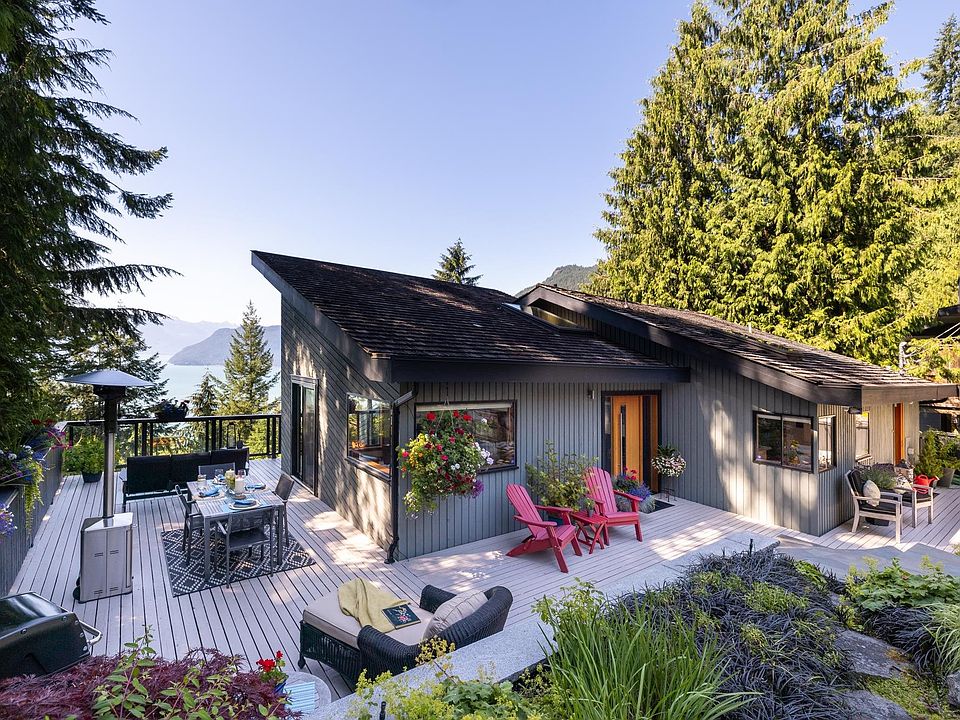 1st image of 120 Mountain Dr