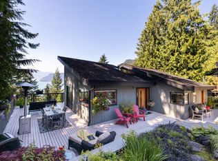 120 Mountain Dr, Lions Bay, BC V0N 2E0