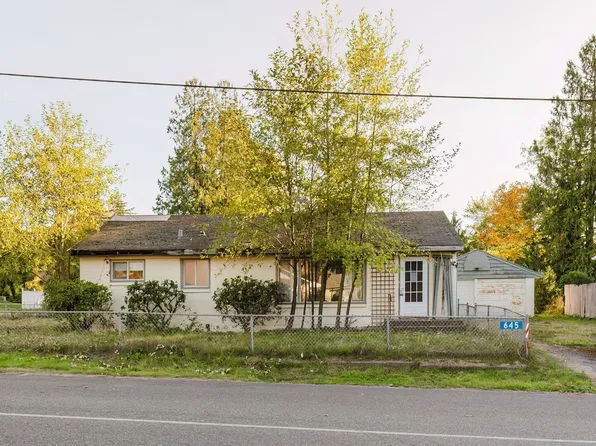 645 NW Tracy Avenue, Bremerton, WA 98311