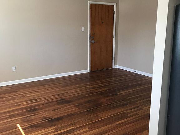 5th image of 5910 Carrollton Ave