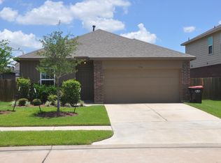 8114 Menorca Cove Dr, Cypress, TX 77433