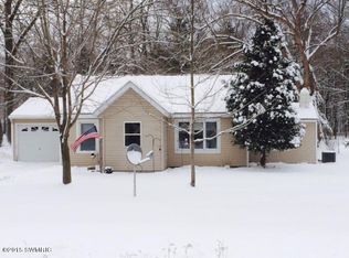 732 N Peterson Rd, Muskegon, MI 49445