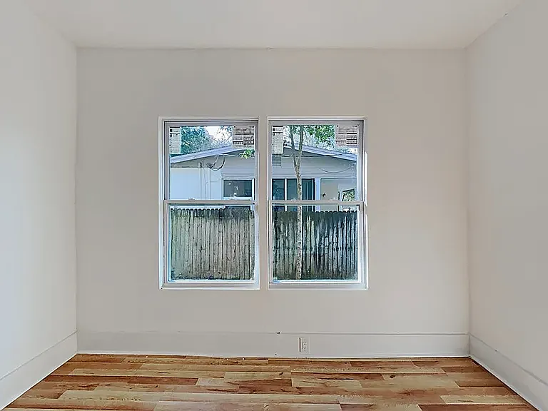 1222 E Kaley St — Photo 14