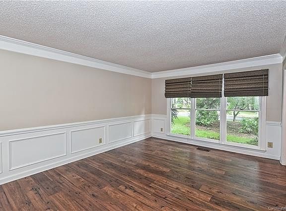 3rd image of 8741 Twin Trail Dr