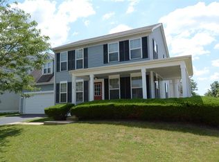 1747 Matthew Ln, Aurora, IL 60504