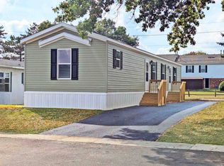 1306 Chateau Cir #55, Findlay, OH 45840