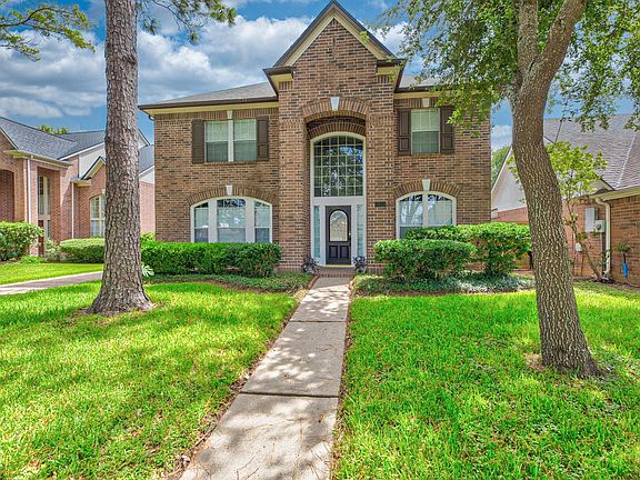 2nd image of 4631 Forest Home Dr