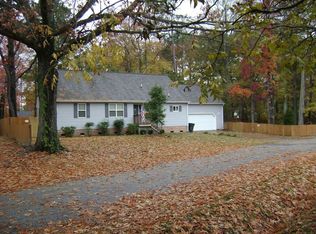 31 Butler Dr, Hampton, VA 23666