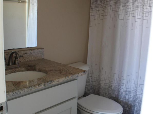 12 Pirates Cove Drive, Swansboro, NC 28584