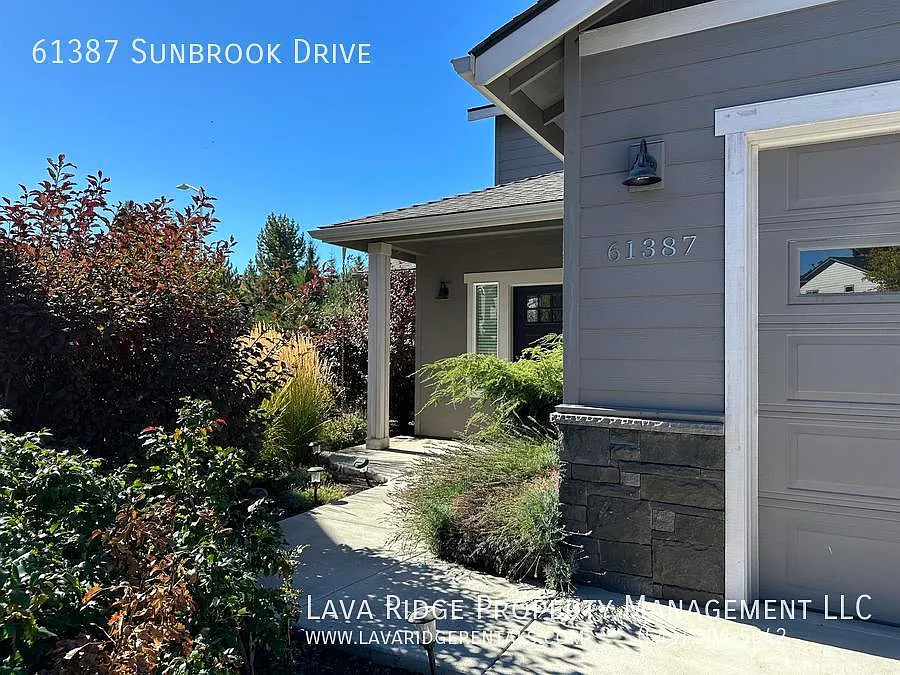 5 bed, 2747 sqft, $3,300 — Photo 3
