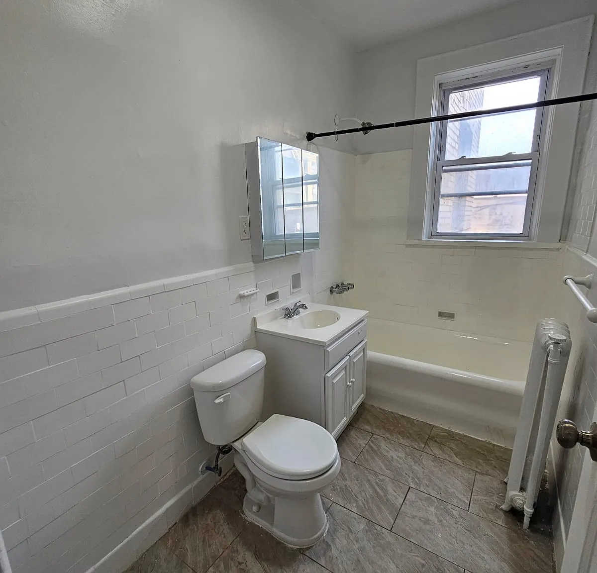 2 bed, $1,650 — Photo 2