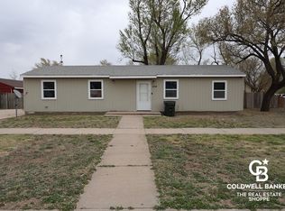 104 S 3rd St, Garden City, KS 67846