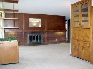 7 Old Coach Rd, Hampden, MA 01036