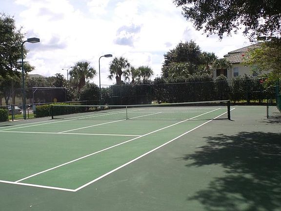 4th image of 8817 Dunes Ct APT 8-303