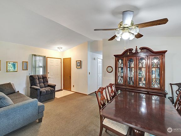 2nd image of 626 Algona Boulevard N