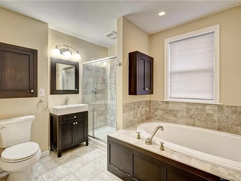 51 Nesbit Ave — Photo 9