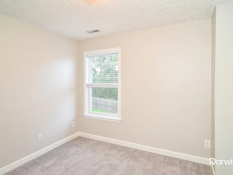 1546 Beaconcrest Cir — Photo 11