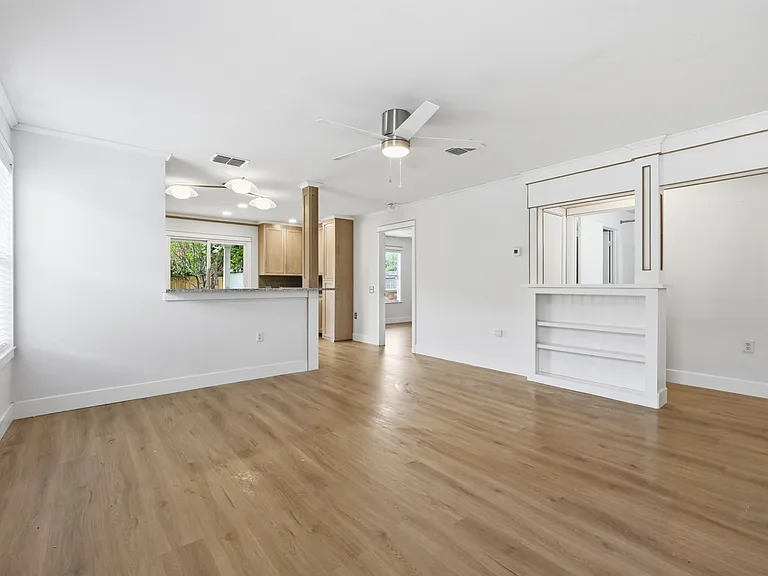 1621 Coriander Dr — Photo 6