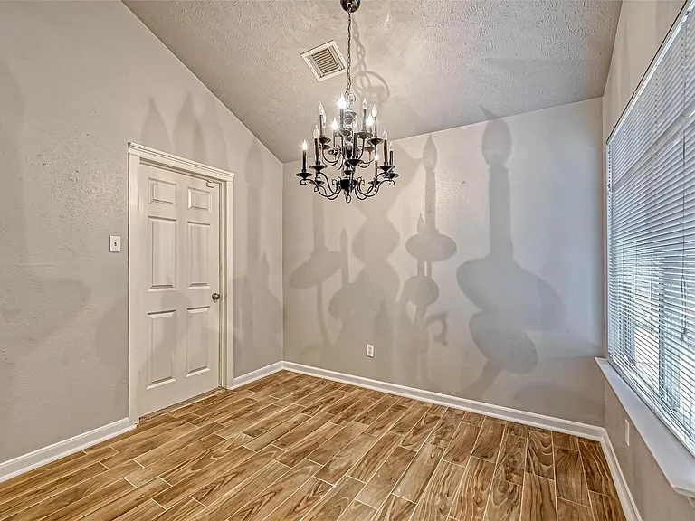 2235 Sentinal Oaks St — Photo 6