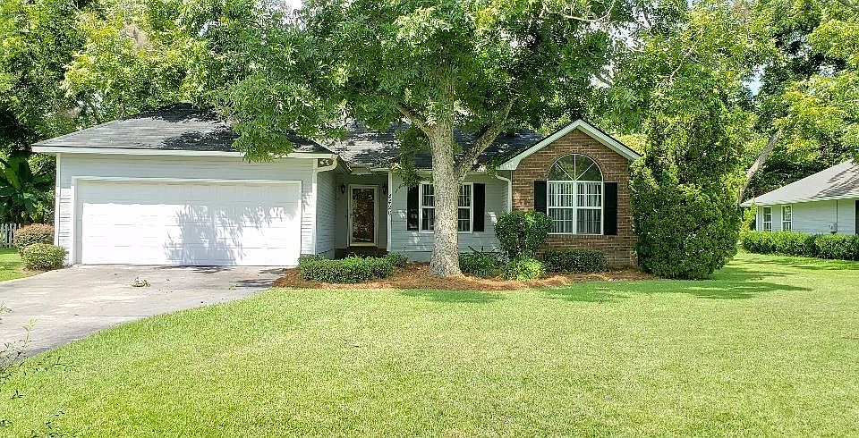 1st image of 4420 Mayfield Ln