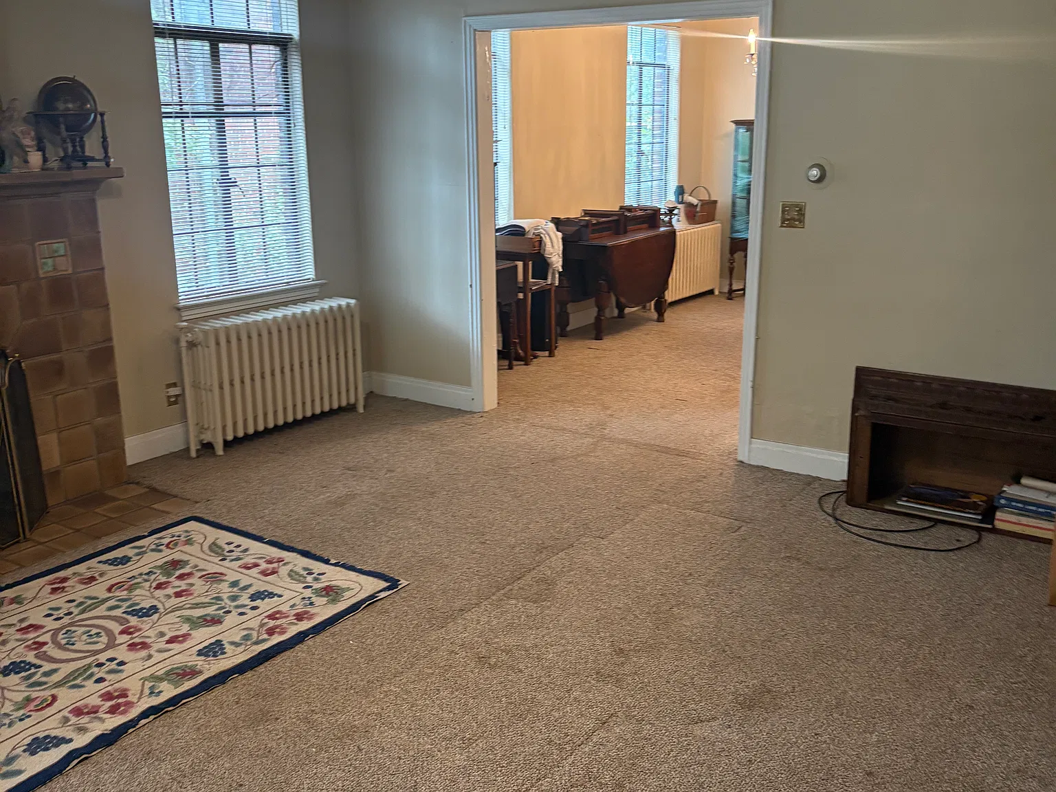 4 bed, 2500 sqft, $6,200 — Photo 3