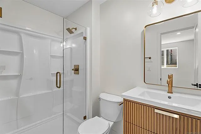 5612 Zircon St #B — Photo 11