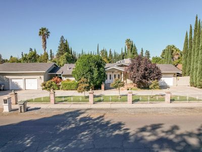 4895 N Thorne Ave, Fresno, CA, 93704