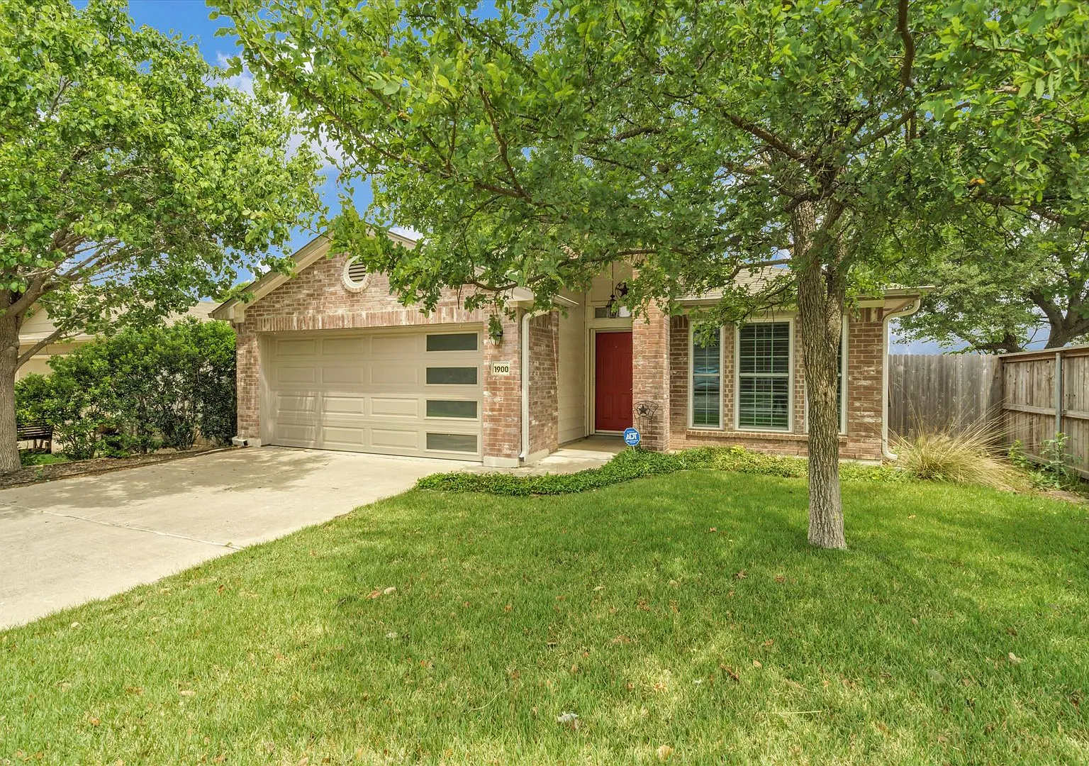 1900 Avante Dr Cedar Park, TX 78613 — Photo 3