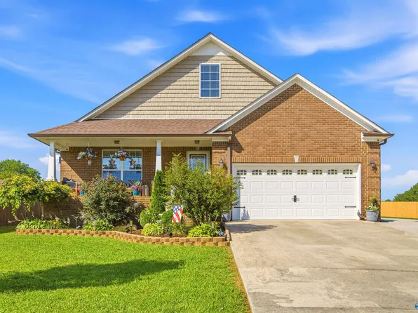 21212 Barley Terrace Dr, Elkmont, AL 35620
