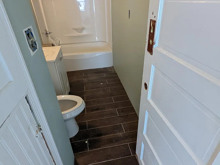 4 Euclid Ave #3 — Photo 6