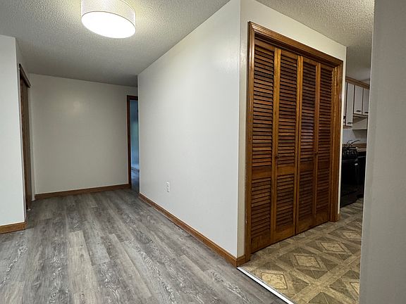 4th image of 118 Bluestone Dr #A
