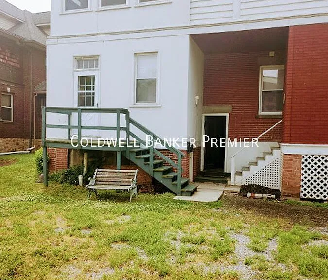 233 E Pitt St #5 — Photo 31