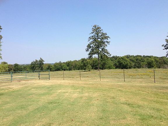 5th image of Appx 648 Rockwood Dr